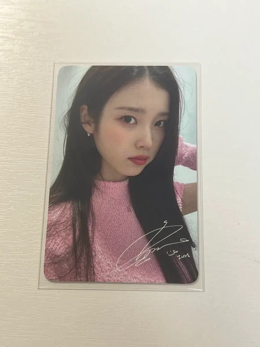 제이에스티나 아이유 포카 판매