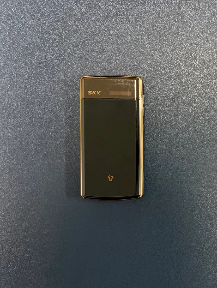 스카이 테라피폰 im-u585s 3g폰 팝니다