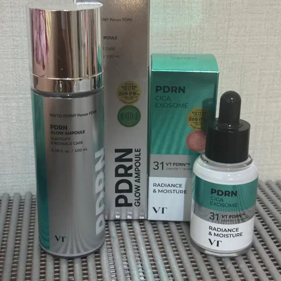 VT PDRN R5 PDRN 퍼밍 앰플과 피디알엔 글로우 앰플 세트예요 (vt코스메딕)