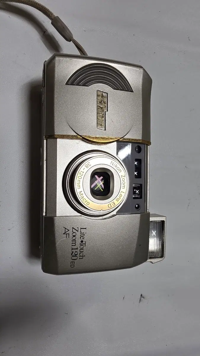 니콘 Lite-Touch Zoom 120ED