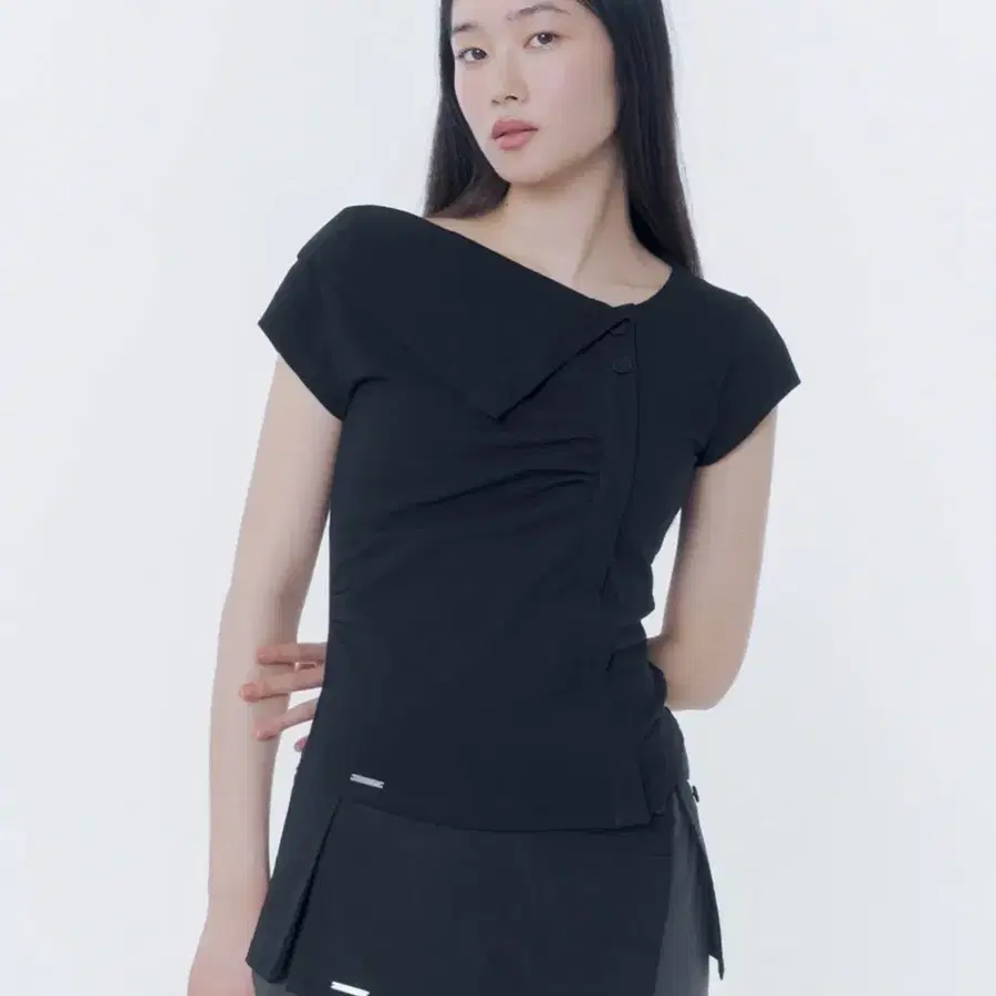 미세키서울 Folding collar shirring top BLACK