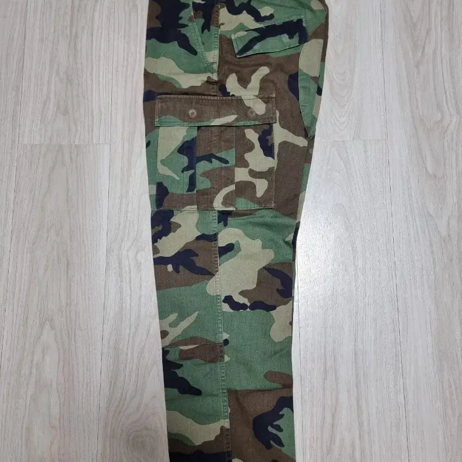 미군 우드랜드 카모패턴 전투복 하의 스몰레귤러 판매합니다