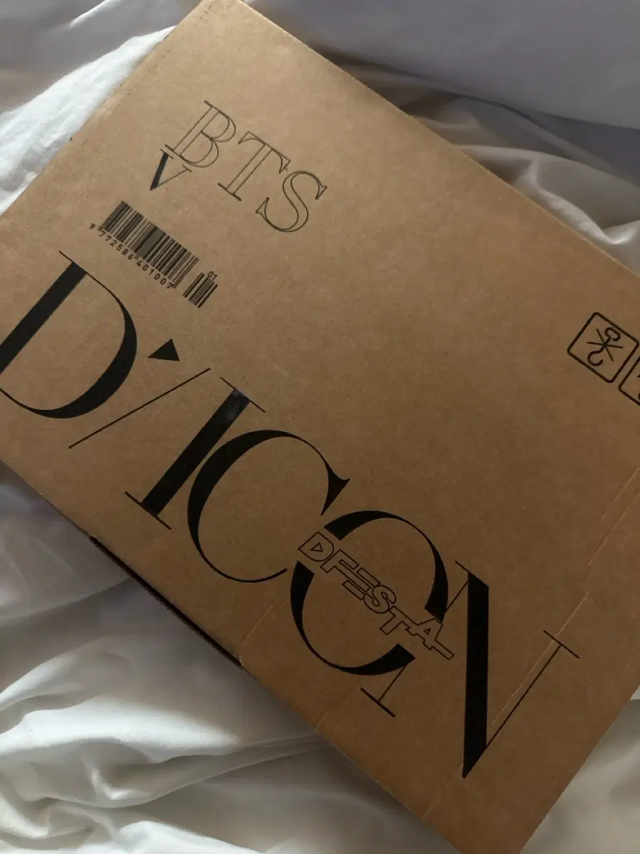 디아이콘 디페스타 디스패치 뷔 BTS Dicon