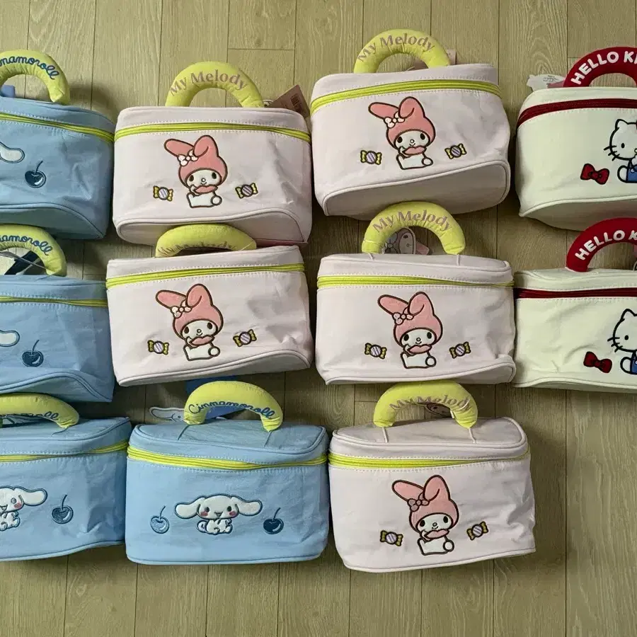 시나모롤 마이멜로디 헬로키티 파우치