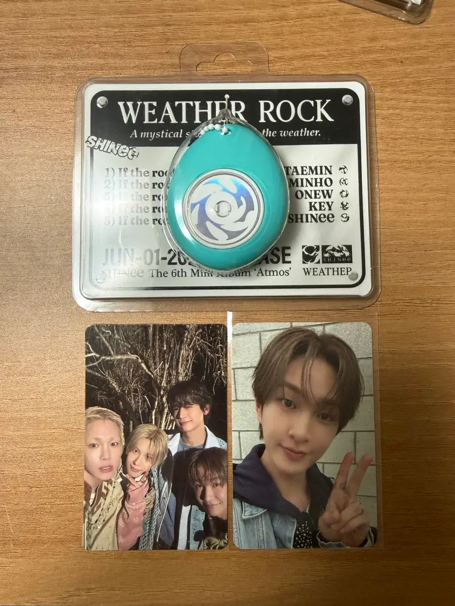샤이니 온유 웨더락 포카