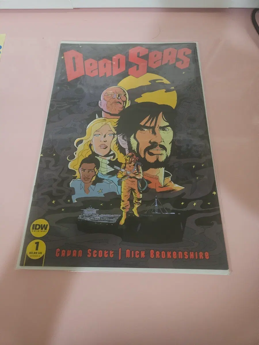 D / 2022 / Dead Seas #1