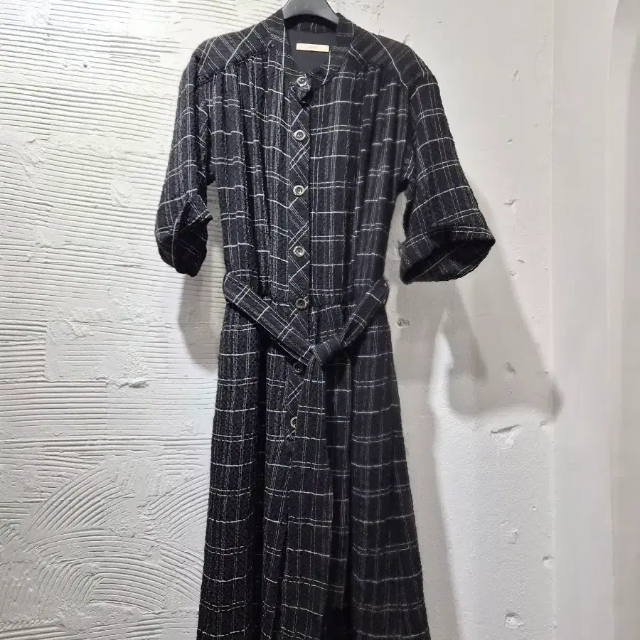 세선 체크패턴 스트레이트 원피스