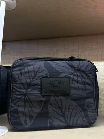 [미개봉 새상품] 한정판 ALOHA COLLECTION 아로하 컬렉션 파우치