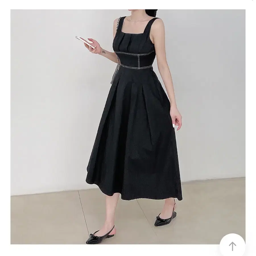 블랙 민소매 끈 원피스 블랙 스퀘어넥 핀턱 원피스 S