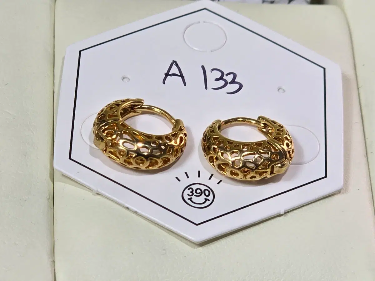 금도금 원터치 귀걸이 A133