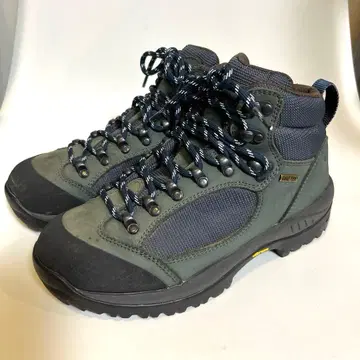 mont-bell GORE-TEX 트레킹 슈즈 24cm