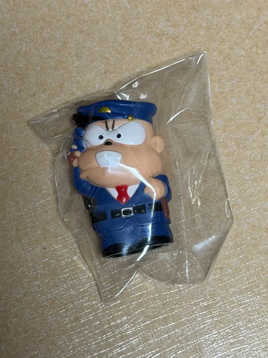 천재바카본 경찰아저씨 피규어