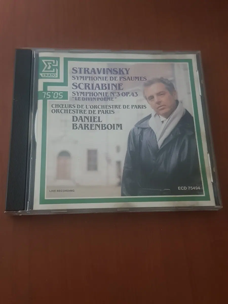 Daniel Barenboim 스트라빈스키 시편 교향곡 스크랴빈 신성한 시 클래식씨디 클래식cd 클래식시디 성악 Erato 파리 교향악단 바렌보임