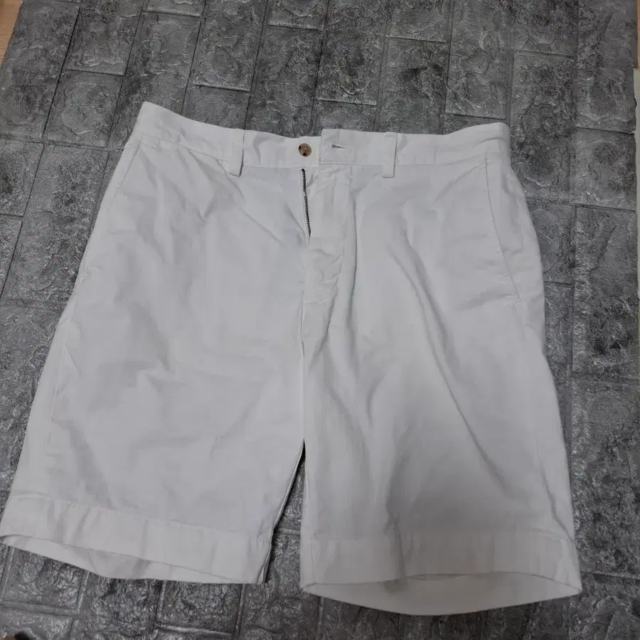 폴로 랄프로렌 면 반바지 화이트