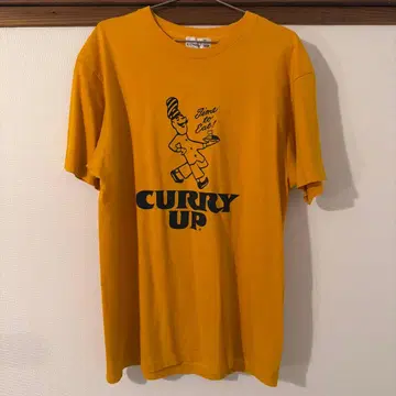CURRY UP 티셔츠 머스타드