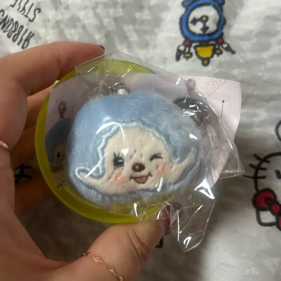 몬치치 블루 얼굴 키링 가챠