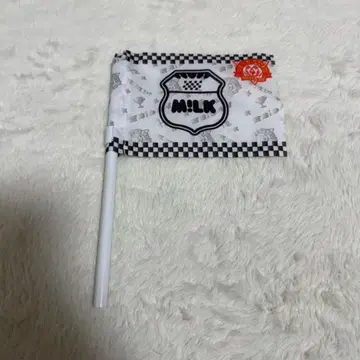 M!LK 에비라이 플래그 블랙 사노 하야토 요시다 진토 야마나카 유타로 시오자키 타이치
