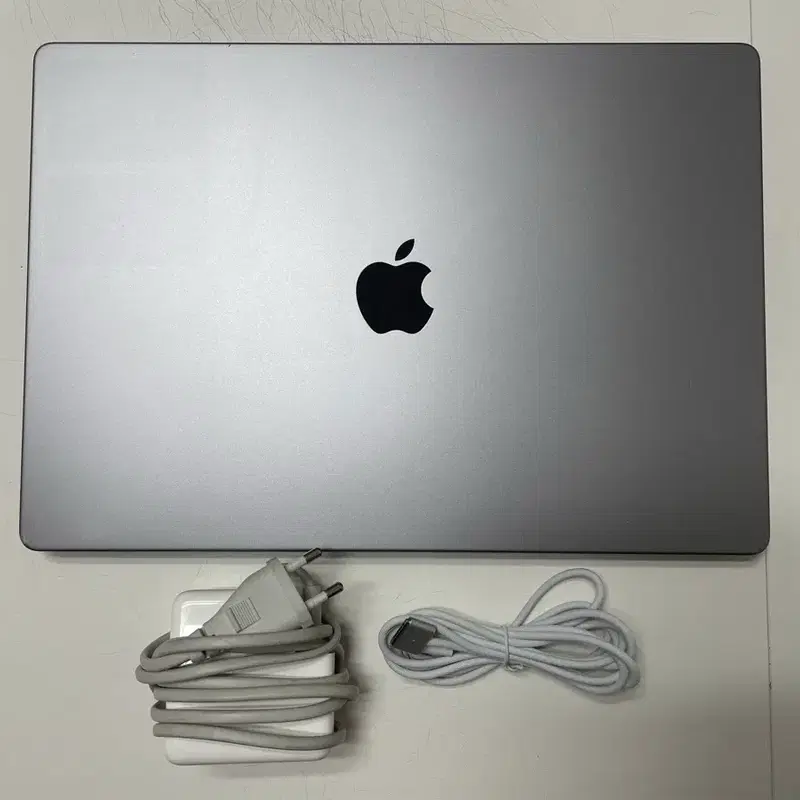 맥북 프로 16 M1 16GB 1TB 스페이스그레이