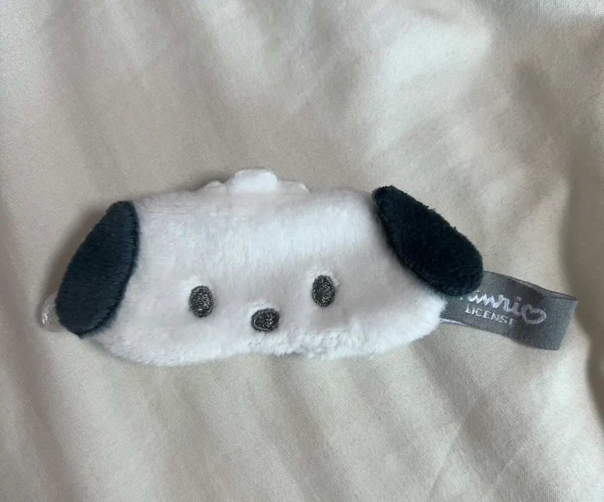 산리오 미니 안대 포차코 가방 키링 인형옷