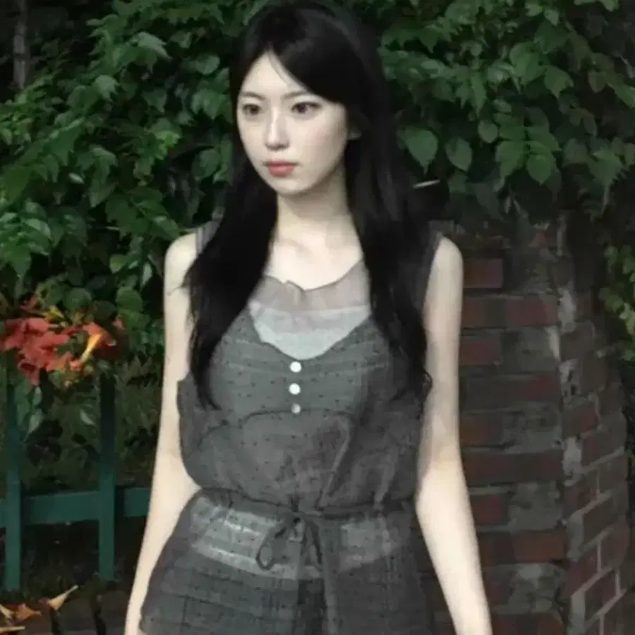 시스루 도트 슬리브리스 블라우스