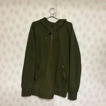 C.P. COMPANY 고글 지퍼 후드티 올리브