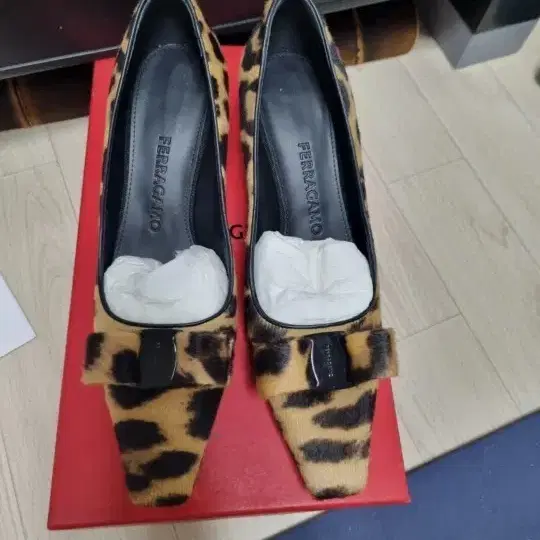 페라가모송치