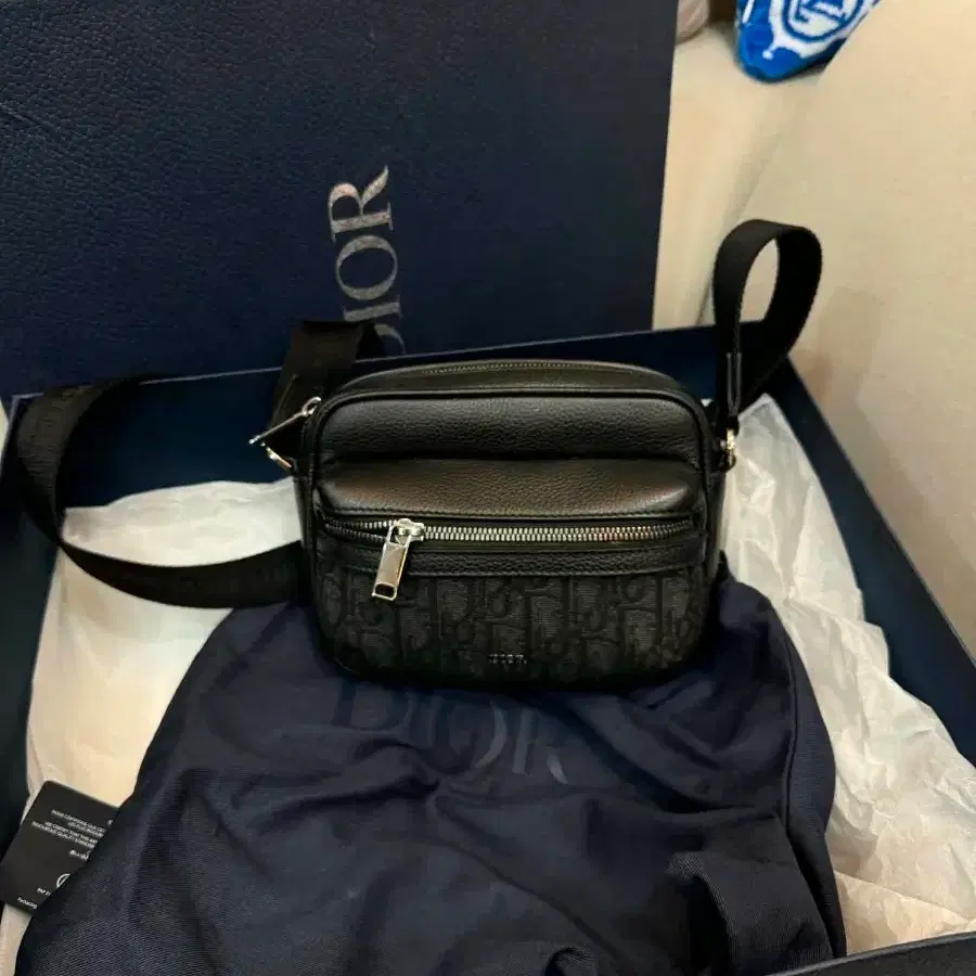 디올 오블리크 라이더 메신저백