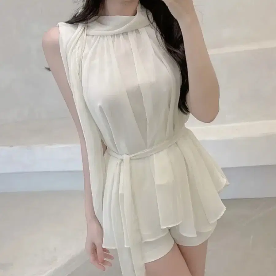 새상품 쉬폰 나시 블라우스
