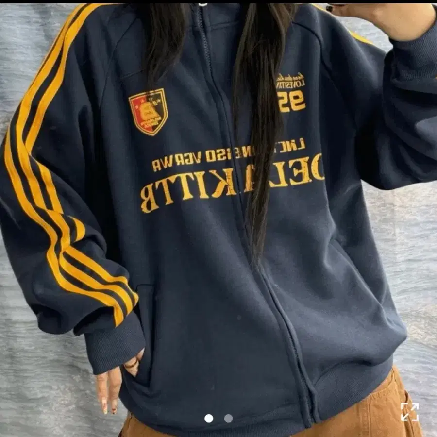 트랙탑 네이비 점퍼