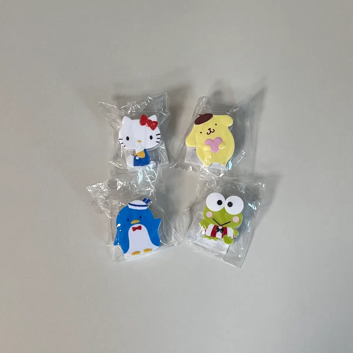 산리오 캐릭터즈 다이컷 집게 클립 홀더 헬로키티 폼폼푸린 턱시도샘 케로케로케로피 다꾸 다이어리