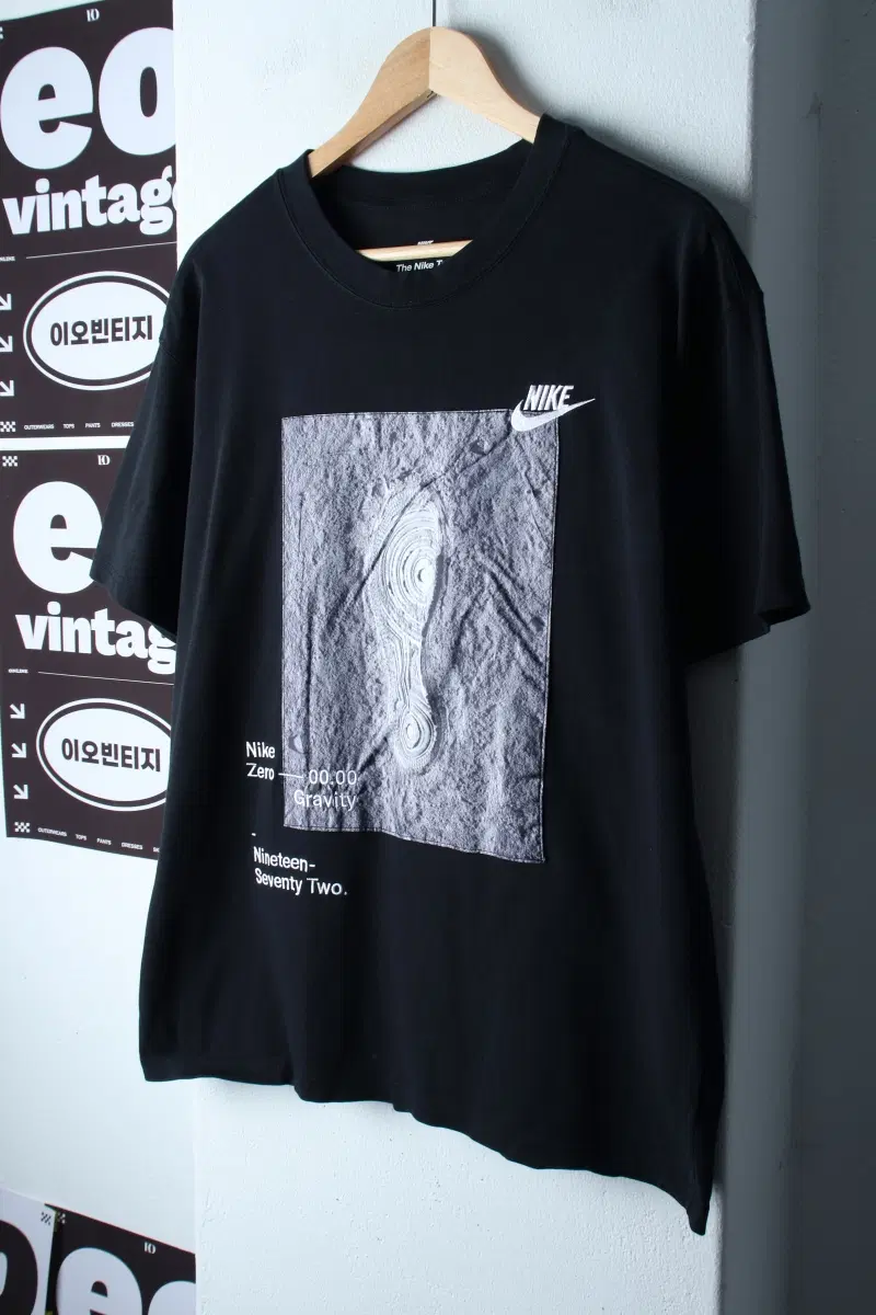 (XL-2XL) 나이키 반팔 티셔츠 달표면 프린팅 블랙-H36805