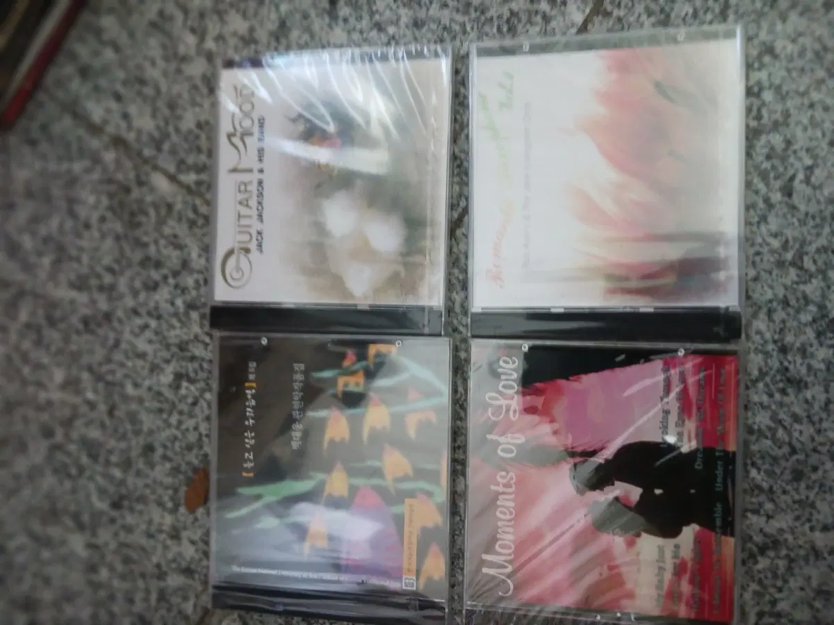 CD 앨범 4종 (Guitar Mood, Moments of Love 등)미사용품 새것 4장