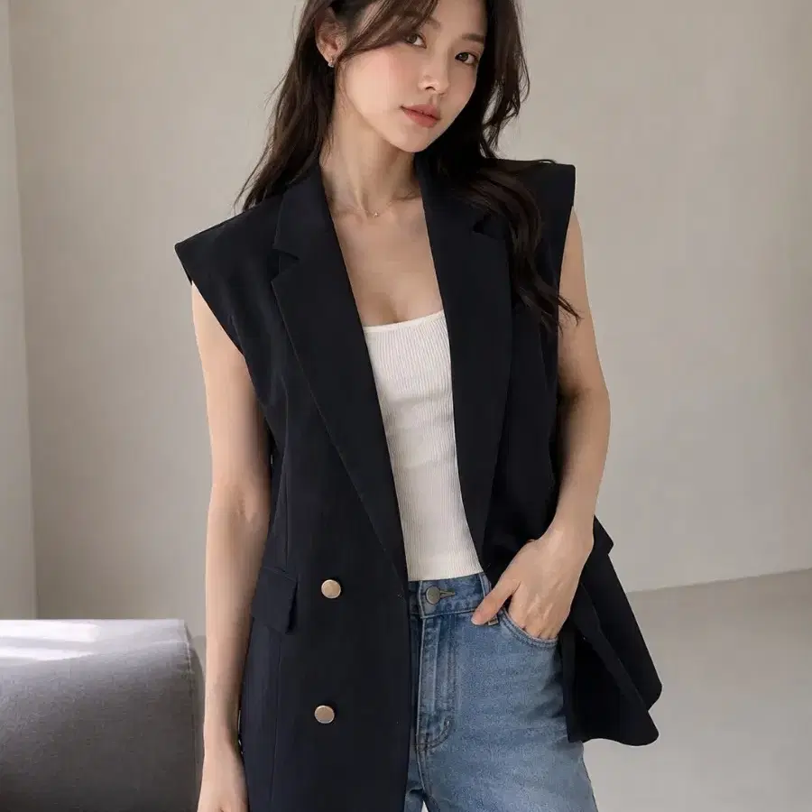 톰보이 네이비 오버핏 민소매 자켓 베스트
