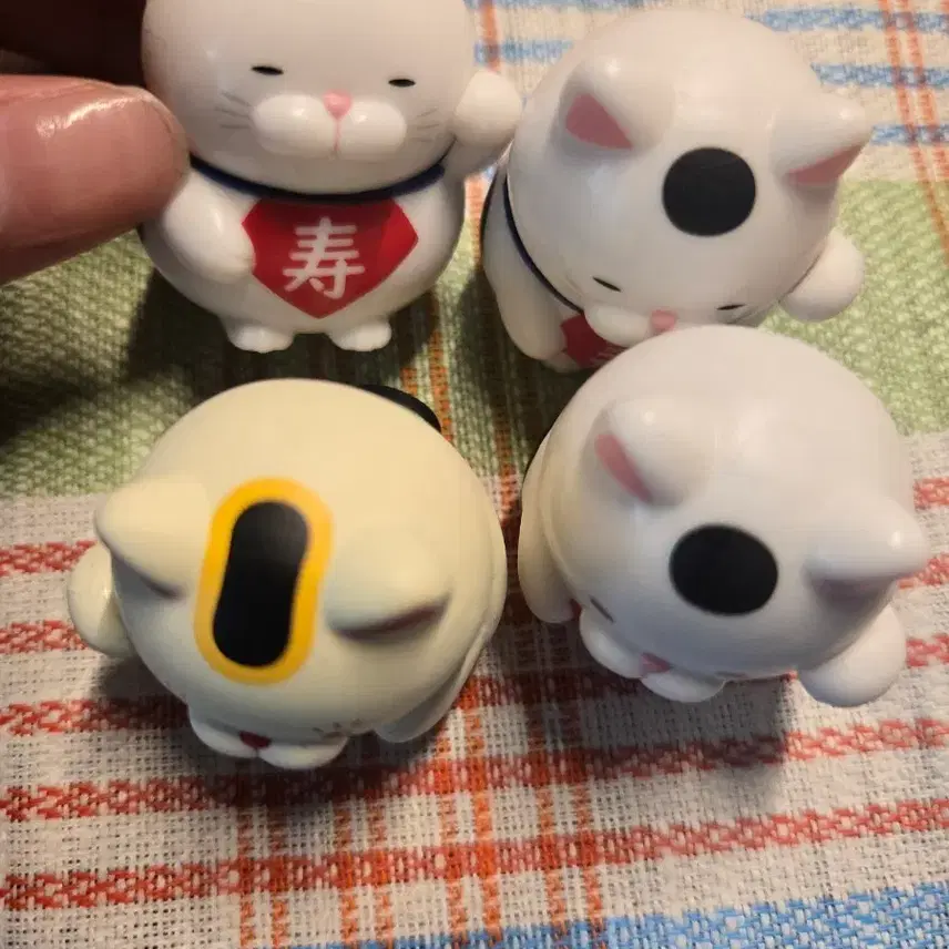 アミューズ福猫ガチャ