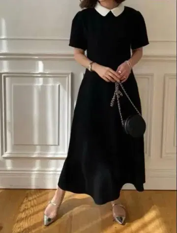 완판 택 포함 미사용 UNMINOU 카라 부착 바이 컬러 드레스
