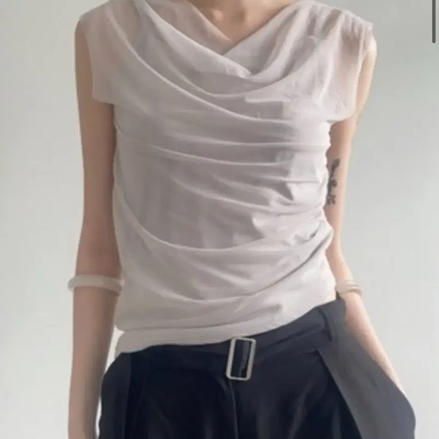 아델리오 시스루 티 double see-through layered tee