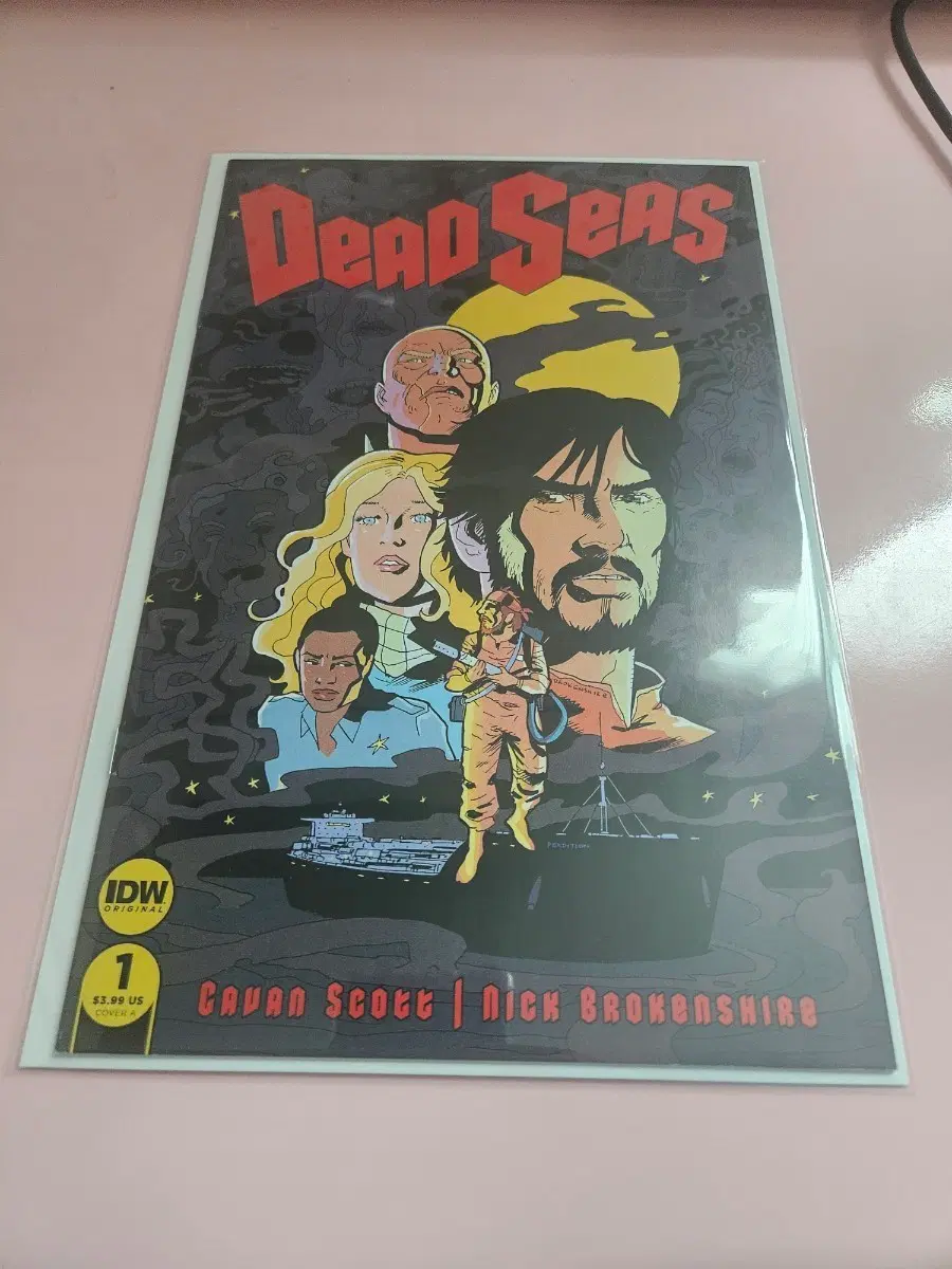 D / 2022 / Dead Seas #1