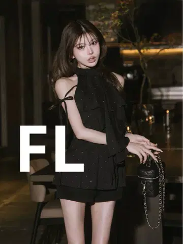 Darich 아메스리 프릴 숄더 리본 콤비네존 F-L 사이즈 블랙