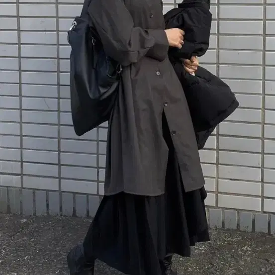 차콜 롱셔츠