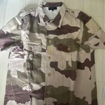 [ A.P.C. ] 아페쎄 튀니지 제조 카모플라주 반팔 에폴렛 XS