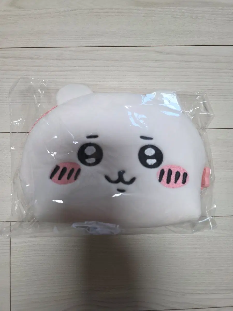 먼작귀 치이카와 파우치