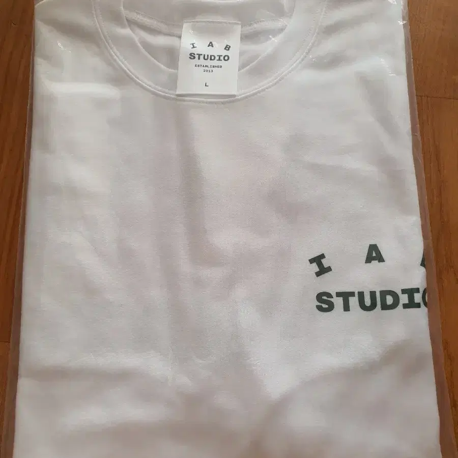 IAB STUDIO 반팔 티셔츠 화이트 L
