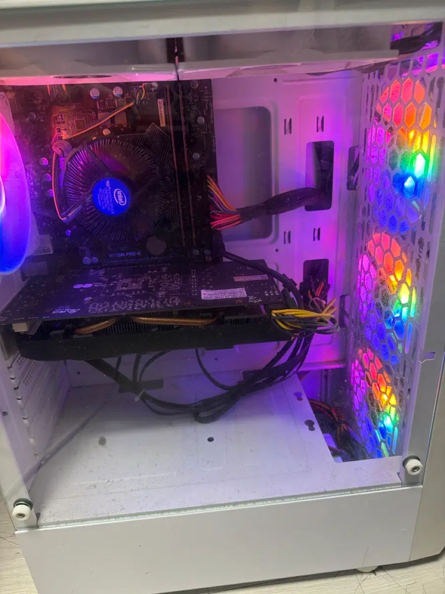 게이밍 급처 (rtx1060 16GB ram) 가격 조정가능 제시해주세요