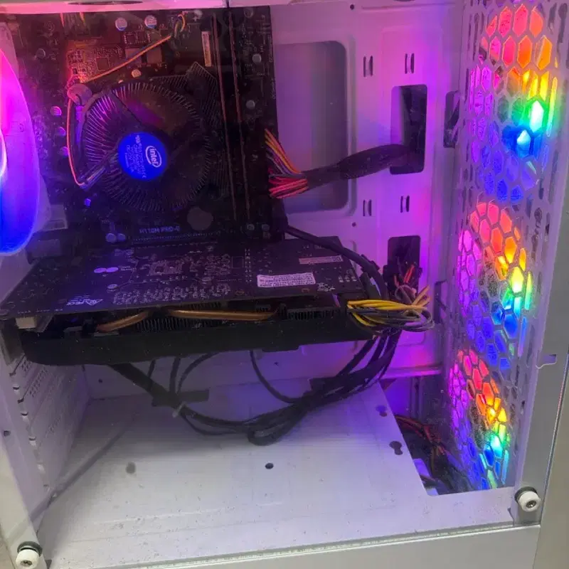 게이밍 급처 (rtx1060 16GB ram) 가격 조정가능 제시해주세요