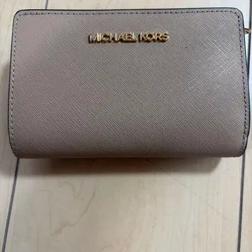 MICHAEL KORS 접이식 지갑 베이지