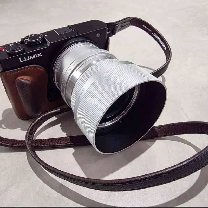 파나소닉 루믹스 S9 블랙 + 시그마 35mm F2 DG 렌즈
