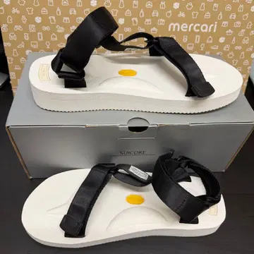 SUICOKE 샌들 화이트 블랙