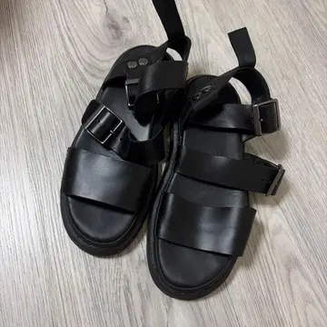 닥터 마틴 가죽 샌들 블랙 GRYTPHON