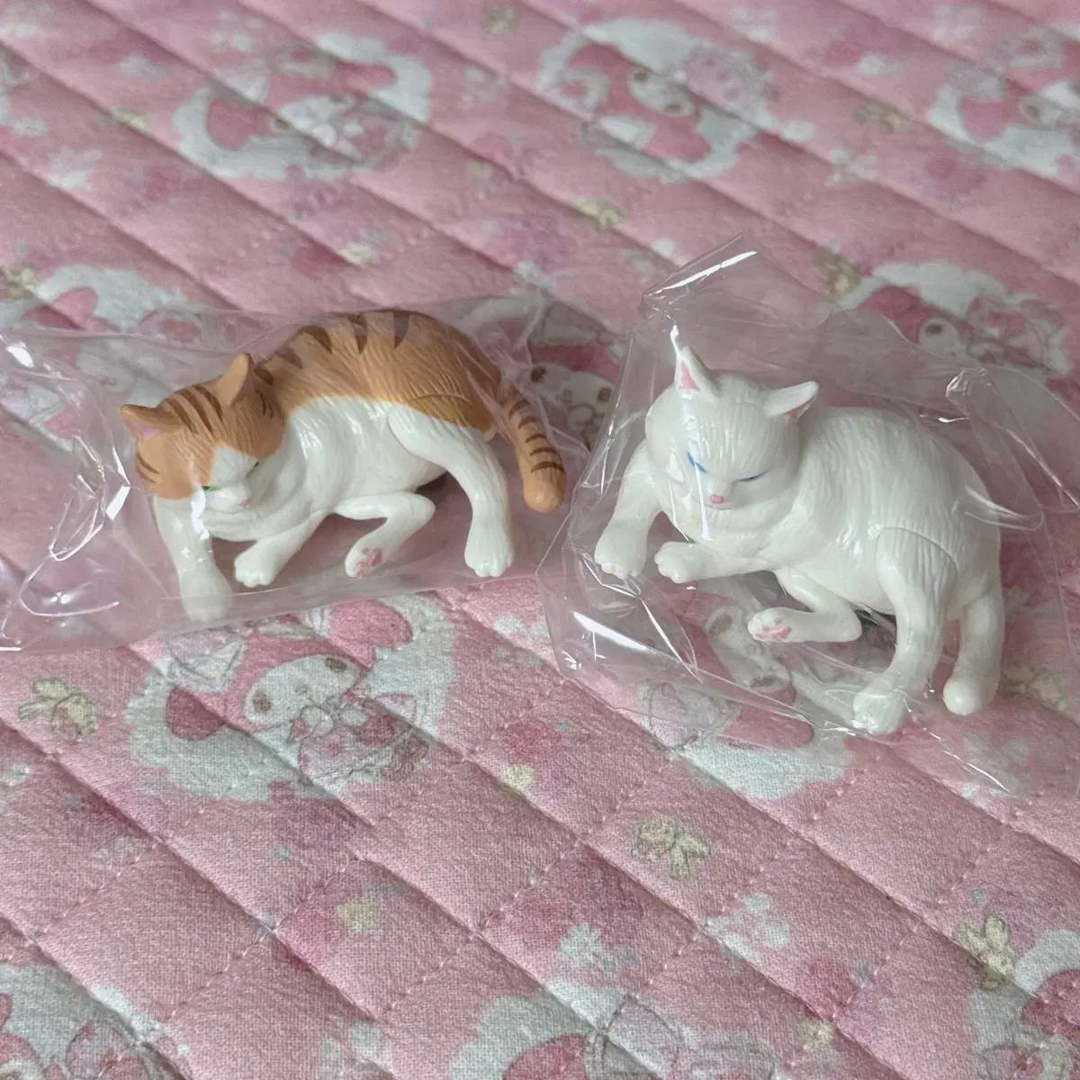 고양이 피규어 가챠