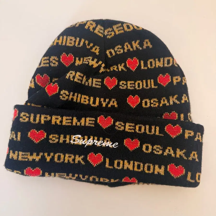 슈프림 하츠 비니 블랙 (Supreme Hearts Beanie)